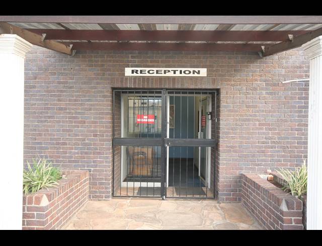 2,318M² FACTORY TO LET IN EPPING INDUSTRIAL